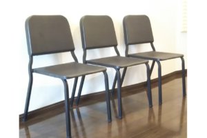 演奏者用椅子3脚